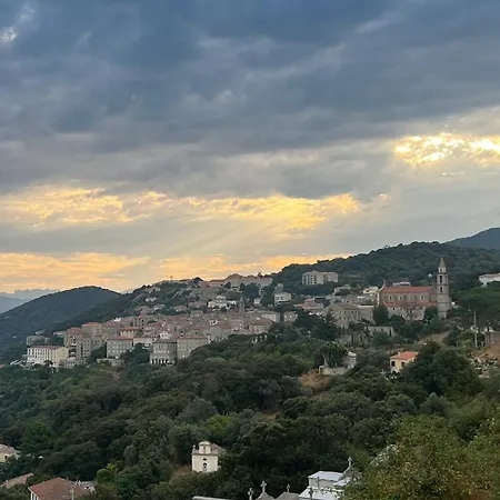 Spacieux Avec Vue Sur Les Montagnes * Sartène
